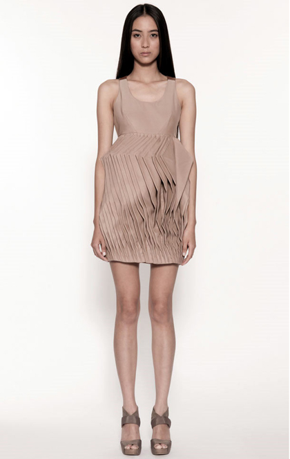 Mastering the Elegance of Minimalism: MASC Spring/Summer 2012 Womenswear