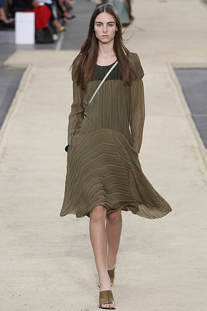 Paris Fashion Week Spring/Summer 2014 Coverage: Chloé