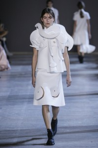Viktor&Rolf Spring/Summer 2016 Haute Couture Collection - Fashion ...