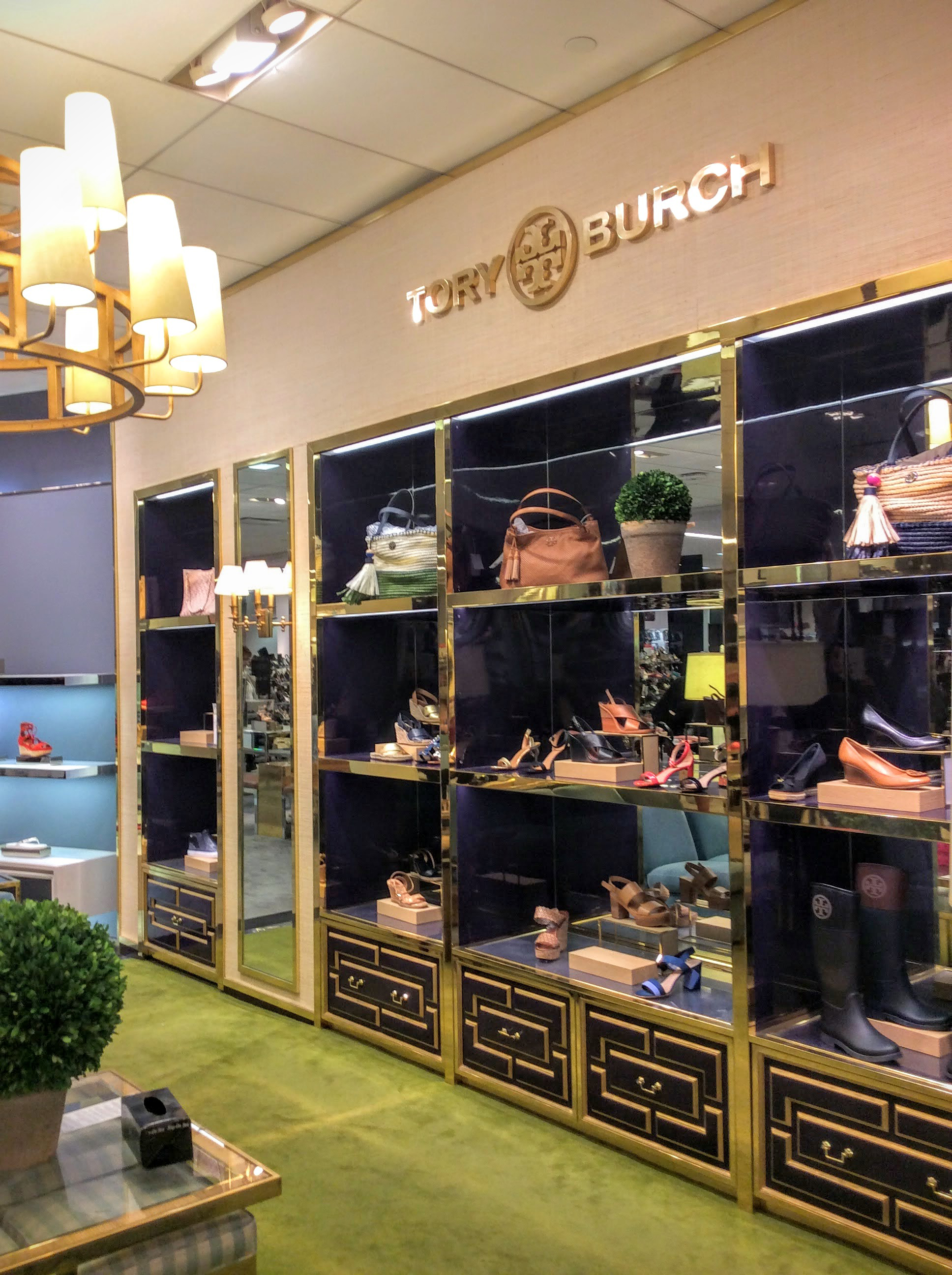 Tory Burch | In-Store Trends at Bloomingdale's - Fashion Trendsetter