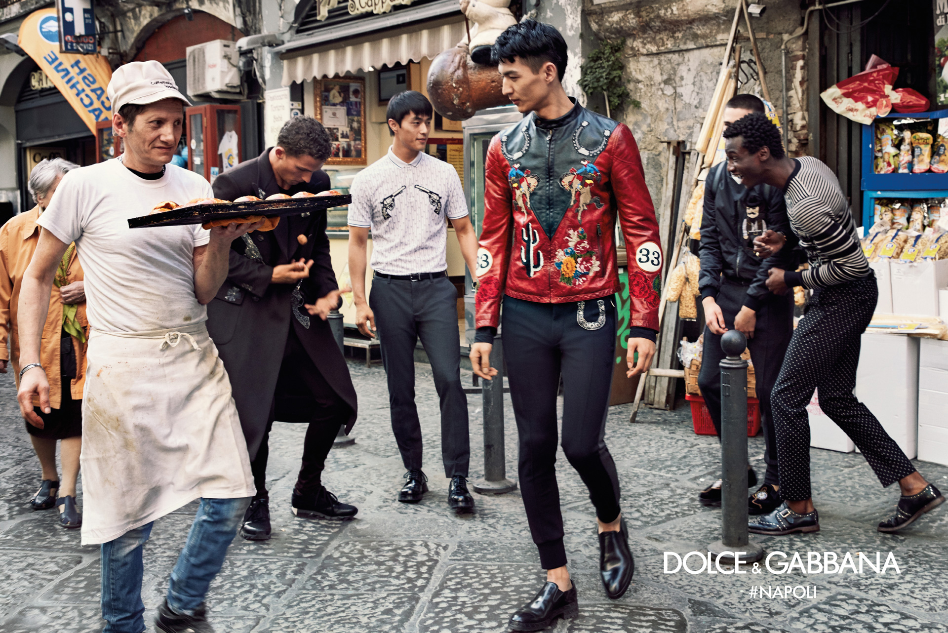 Dolce-Gabbana-Fall-Winter-2016-2017-Ad-Campaign-Naples-8