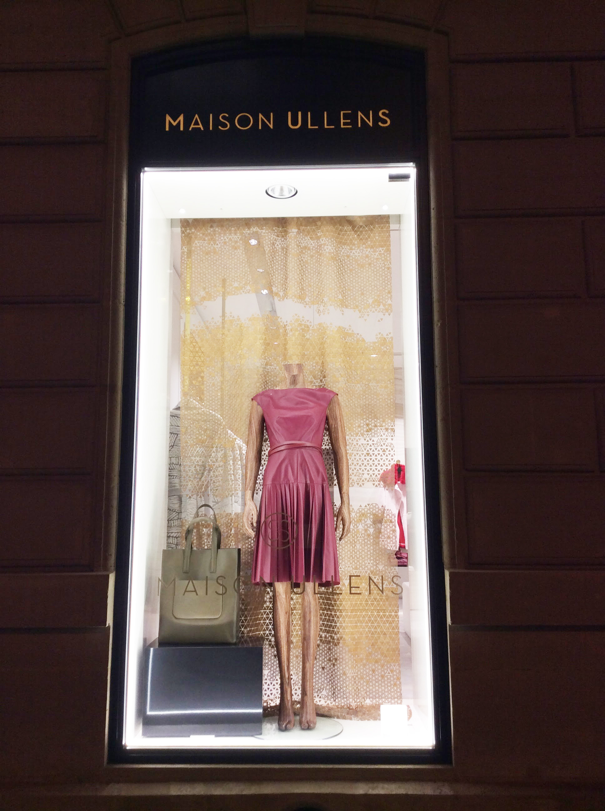 Avenue Montaigne Paris Fashion Windows - Maison Ullens