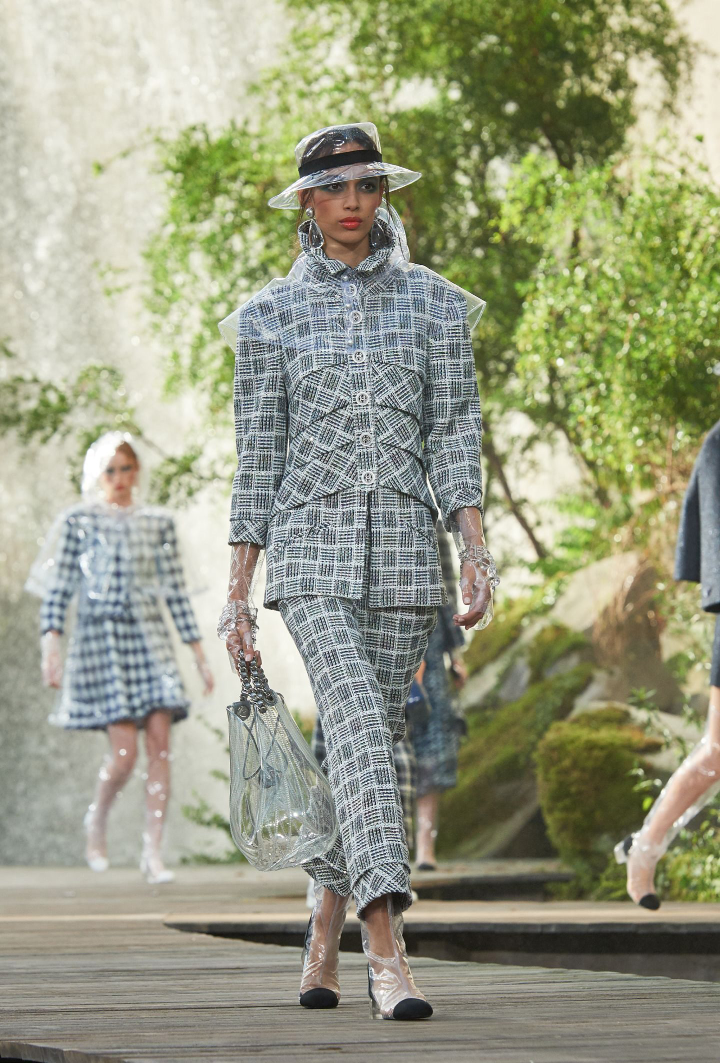 Chanel Spring/Summer 2018 Ready-to-Wear Collection ‹ Fashion Trendsetter