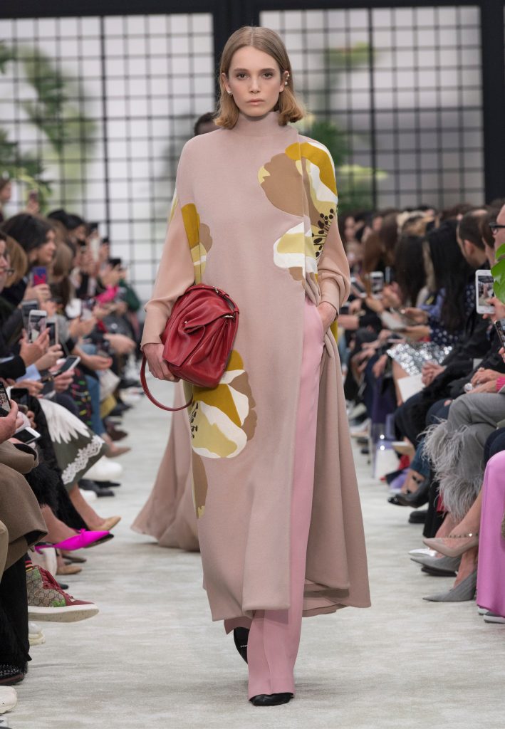 Valentino Fall/Winter 2018/19 Womenswear Collection - Fashion Trendsetter