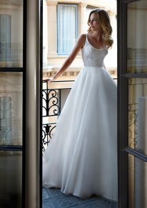 Caroline Castigliano's ‘Power of Love’ Bridal Collection - Fashion ...