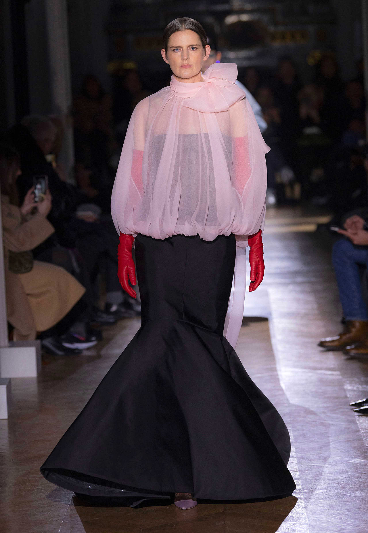 rør mavepine muskel Valentino Spring/Summer 2020 Couture Collection - Fashion Trendsetter