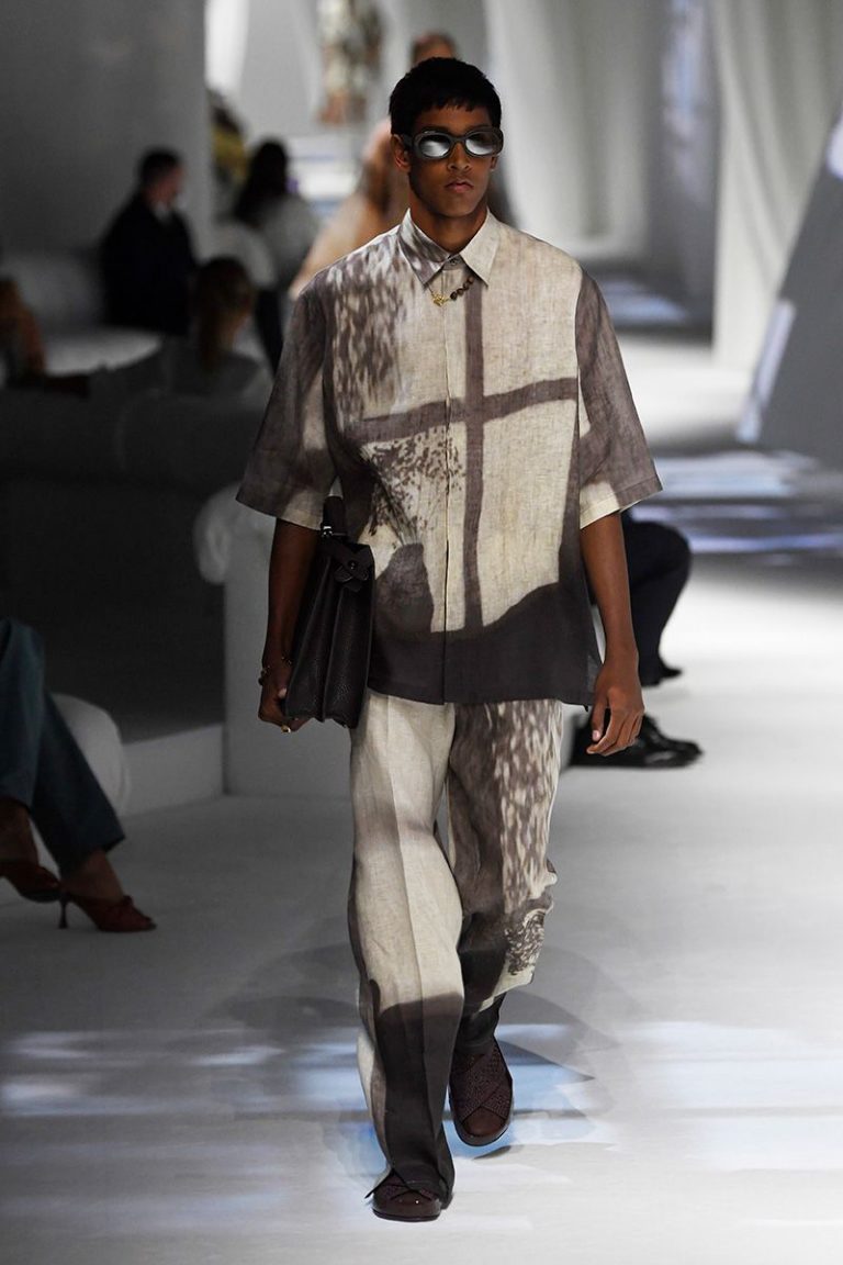 FENDI Women's and Men's Spring/Summer 2021 Collections - Fashion ...