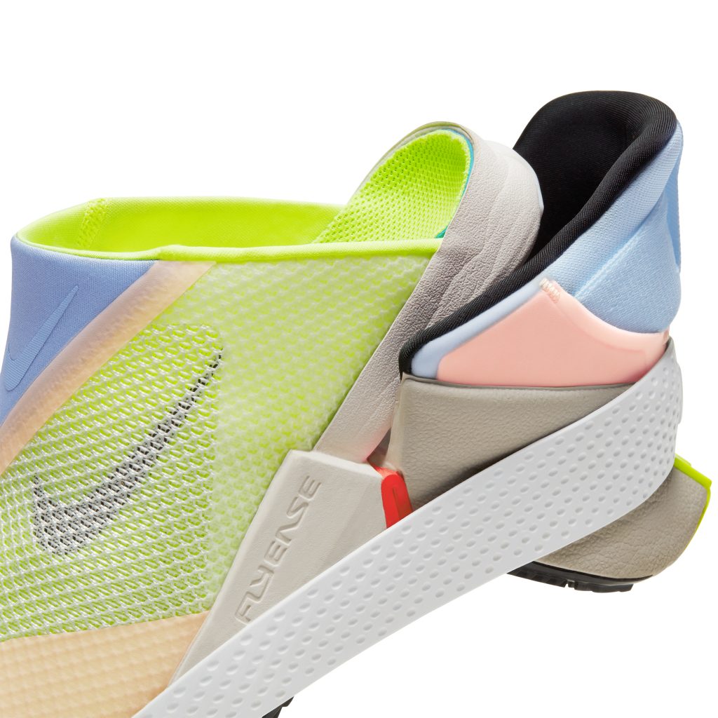 The Nike GO FlyEse has a patent-pending bi-stable hinge and midsole tensioner that allow for hands-free entry.