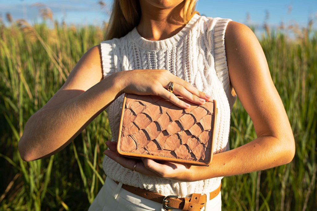 Lola Crossbody in Piper Pink Pirarucu.