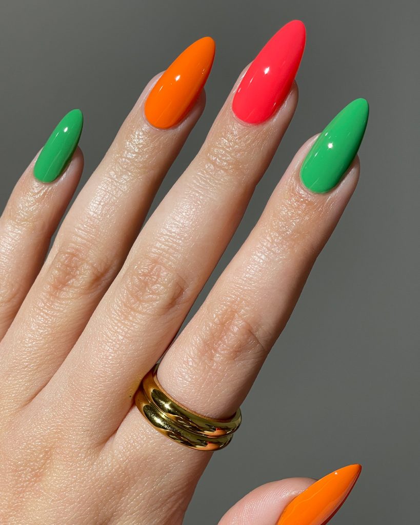 Nail Art with Lights Lacquer, Bienvenidos Collection