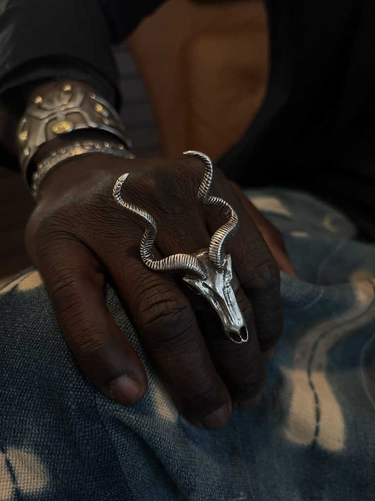 BURKINDY Jewelry Collection - 925 Sterling Silver Antelope Ring