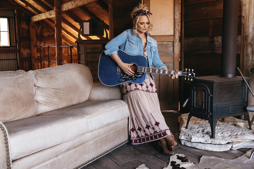 Miranda Lambert with her new Gibson Bluebird in Bluebonnet. Photo courtesy of Ben Tsui.