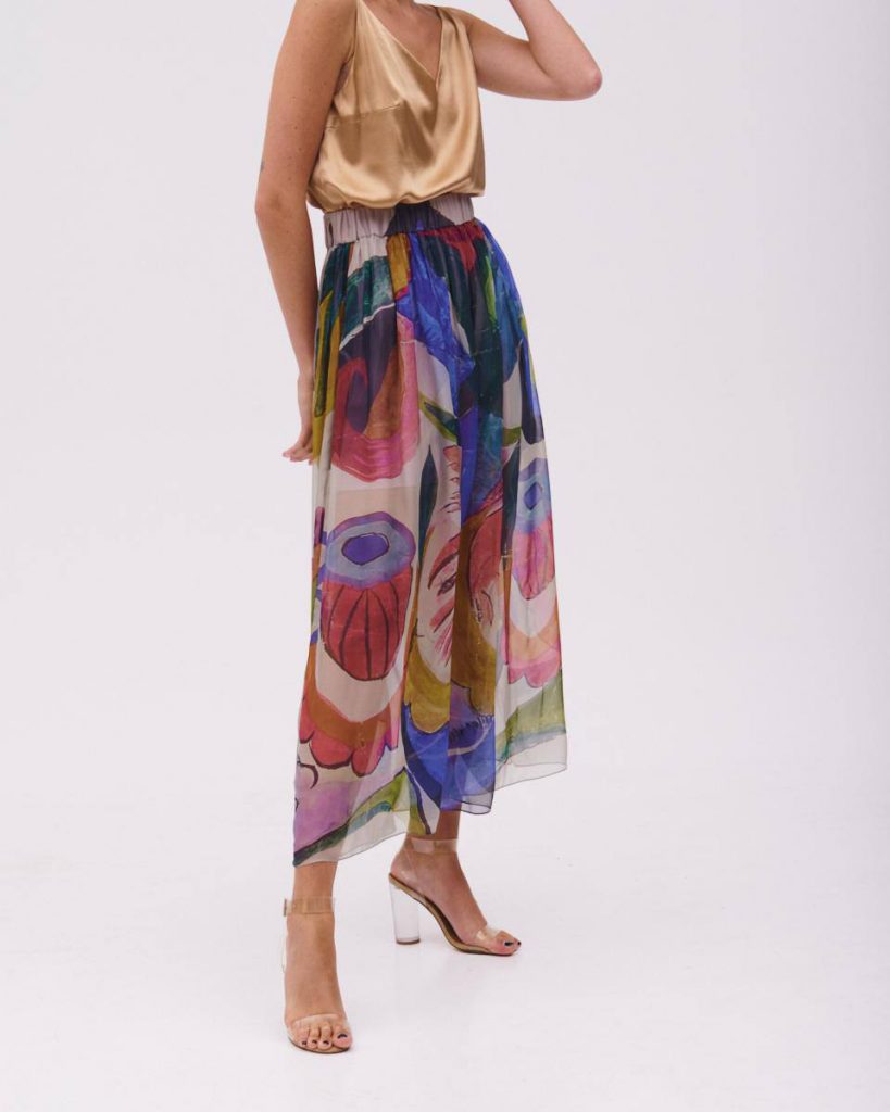 Silk Skirt "Bouquet of Flowers"
 An airy long skirt made entirely of Italian chiffon. The skirt has a comfortable elastic waistband for maximum comfort and a short viscose lining. The print on weightless chiffon acquired the transparency of watercolor, but retained its rich palette.