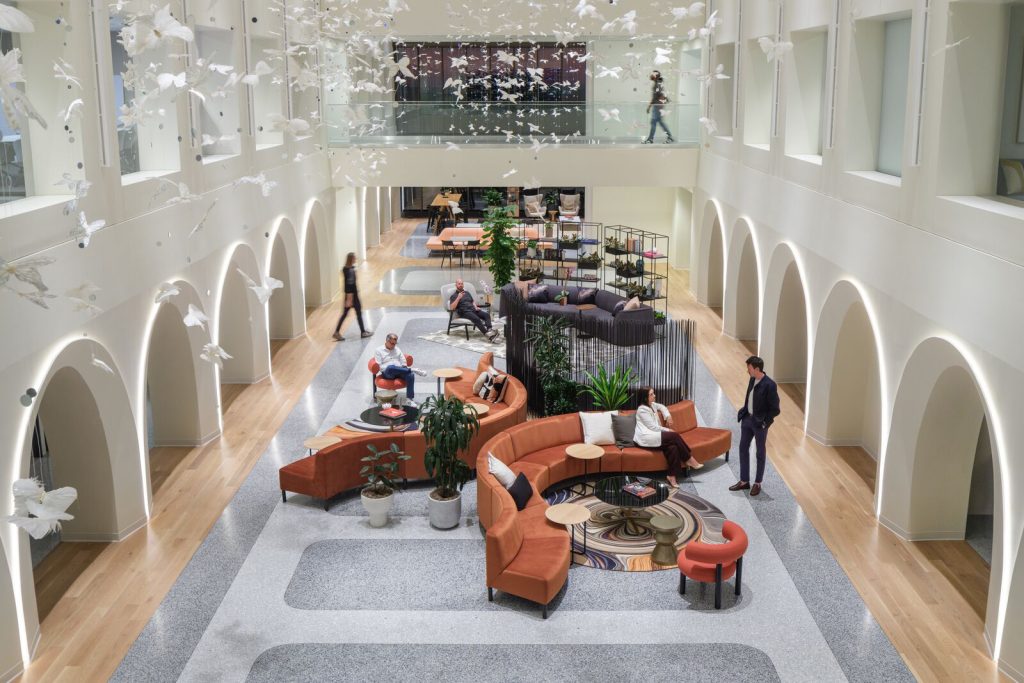 Neiman Marcus - Dallas Hub Project by Tangram Interiors.

Photo by Jason O'Rear, courtesy of Tangram.