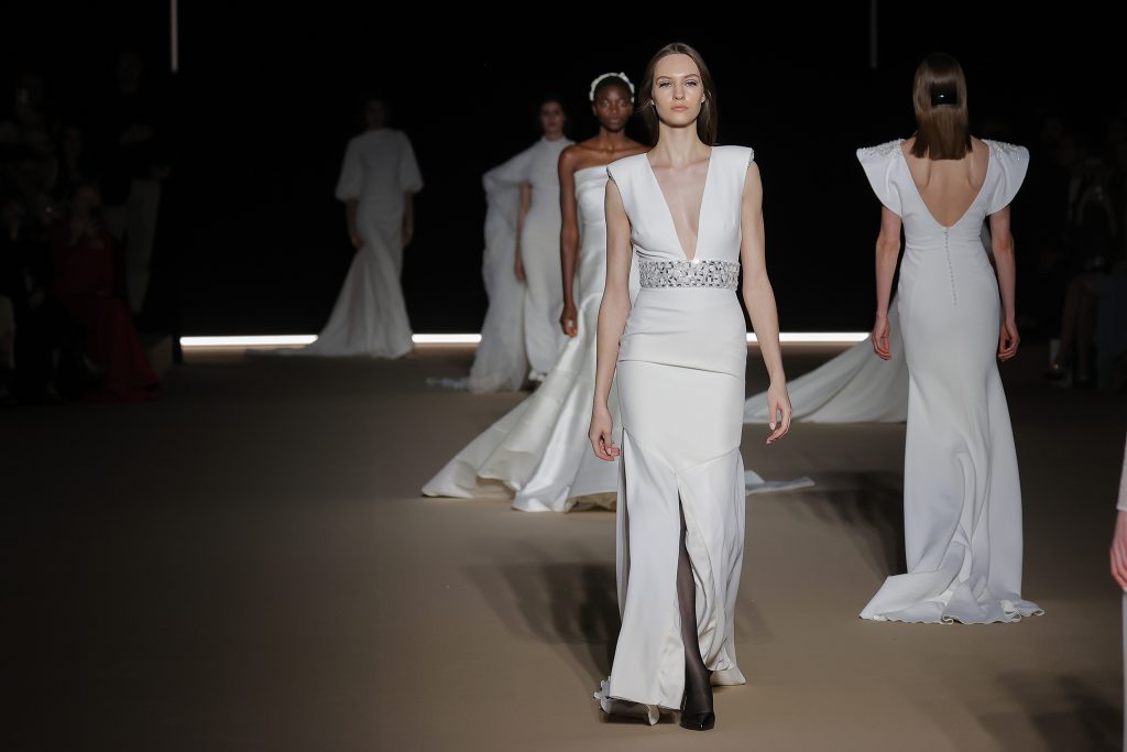 Atelier Pronovias’ Bridal 2025 Collection Runway Show
Photo courtesy of Atelier Pronovias/Ugo Camera.