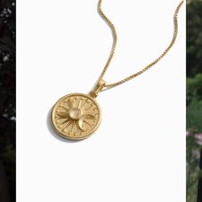 Alanis Morissette x Awe Inspired Collaboration for the Triple Moon Tour