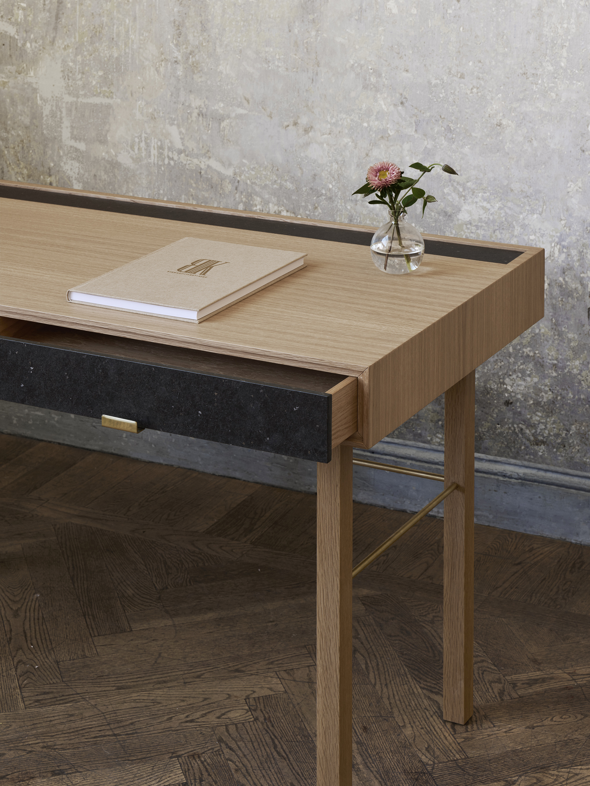 Bernadotte & Kylberg – Eriksberg Writing Desk
Photo credit: Magnus Mårding