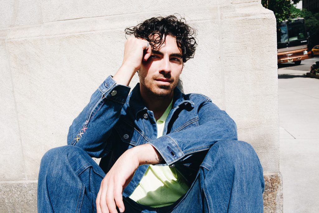 Scotch & Soda Launches Spring/Summer'25 Campaign Starring Global Brand Ambassador Joe Jonas
