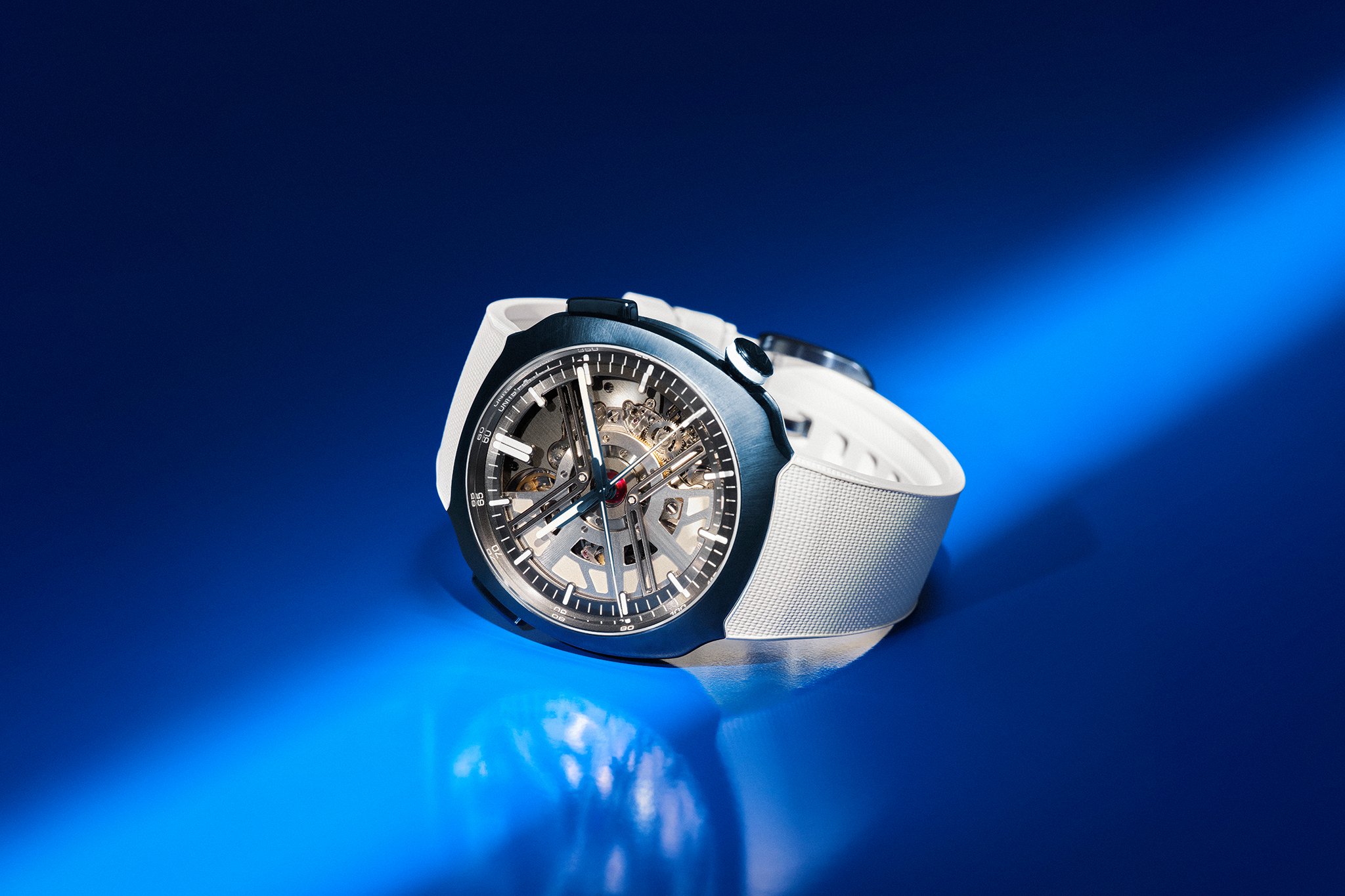 The Streamliner Alpine Drivers Edition