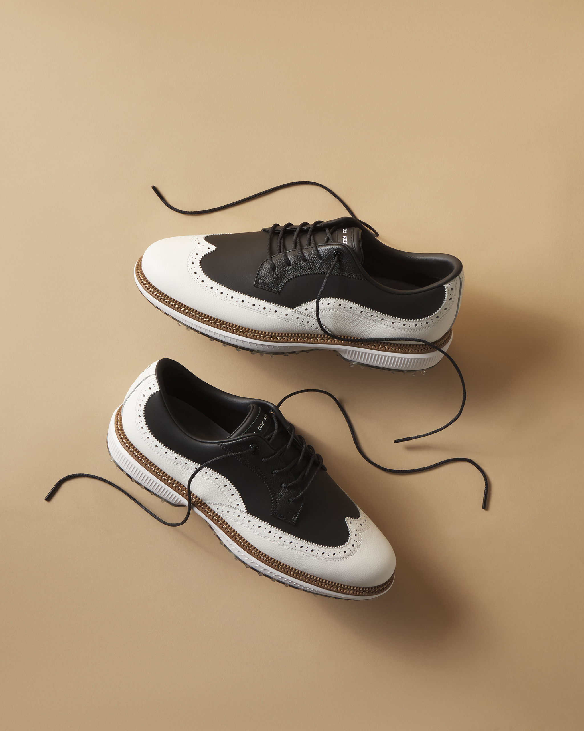 Pioneer Magnolia "Spectator" Golf Shoe, Black/White