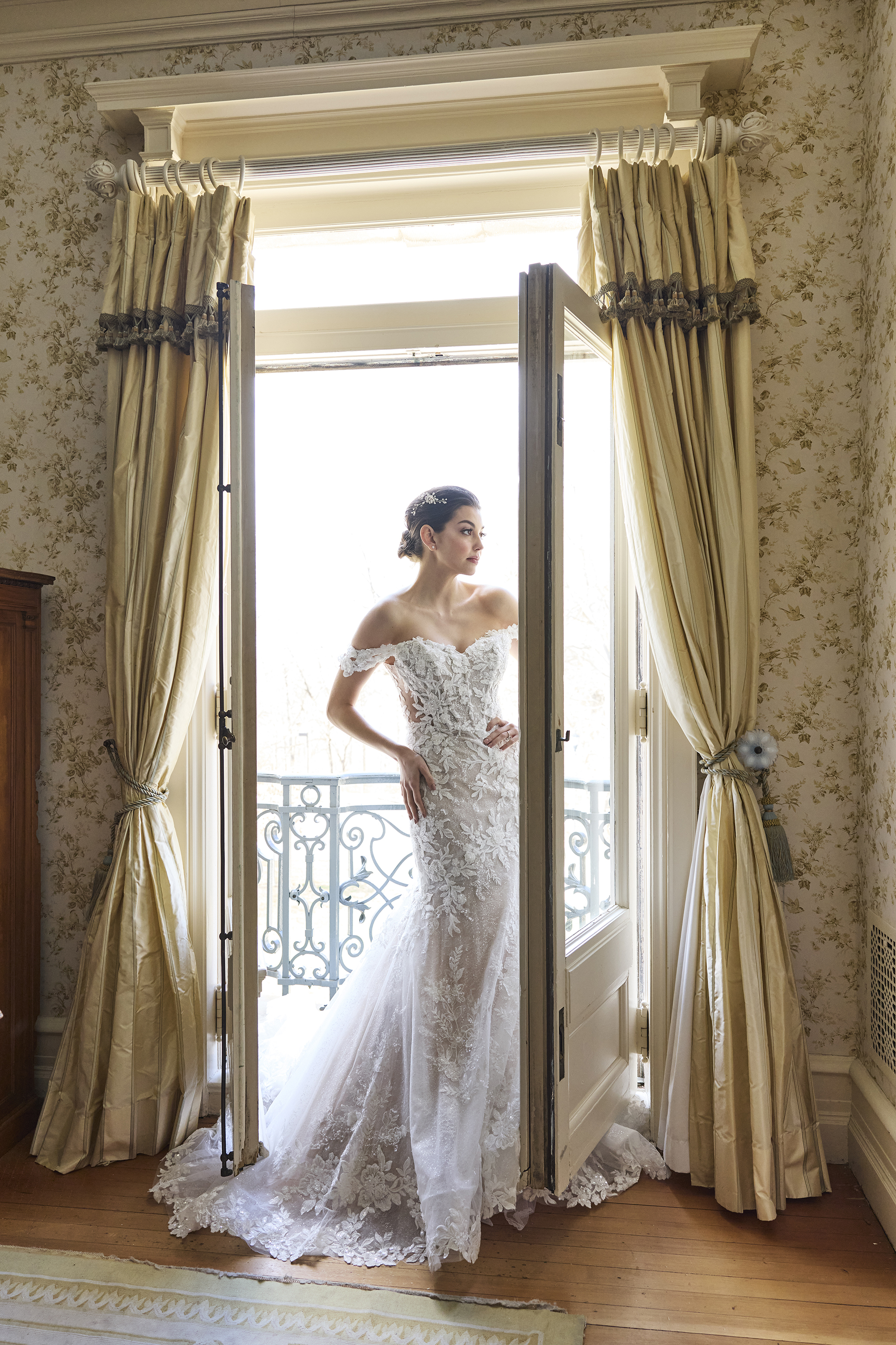 GALINA SIGNATURE, Lace Off-the-Shoulder Sweetheart Wedding Dress by David's Bridal