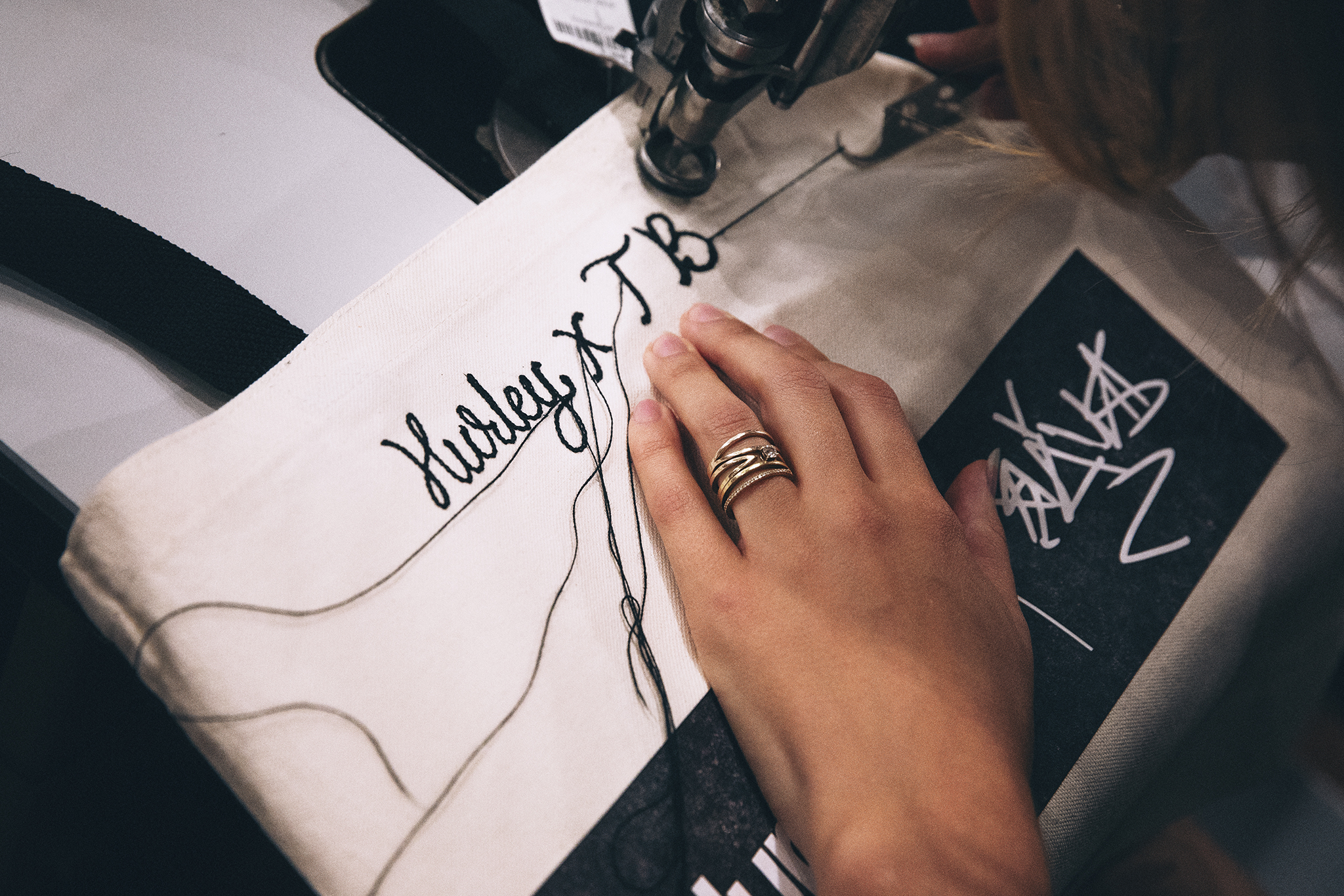 Customers were given the chance to customize branded tote bags.
Photography by Derek Bahn.
