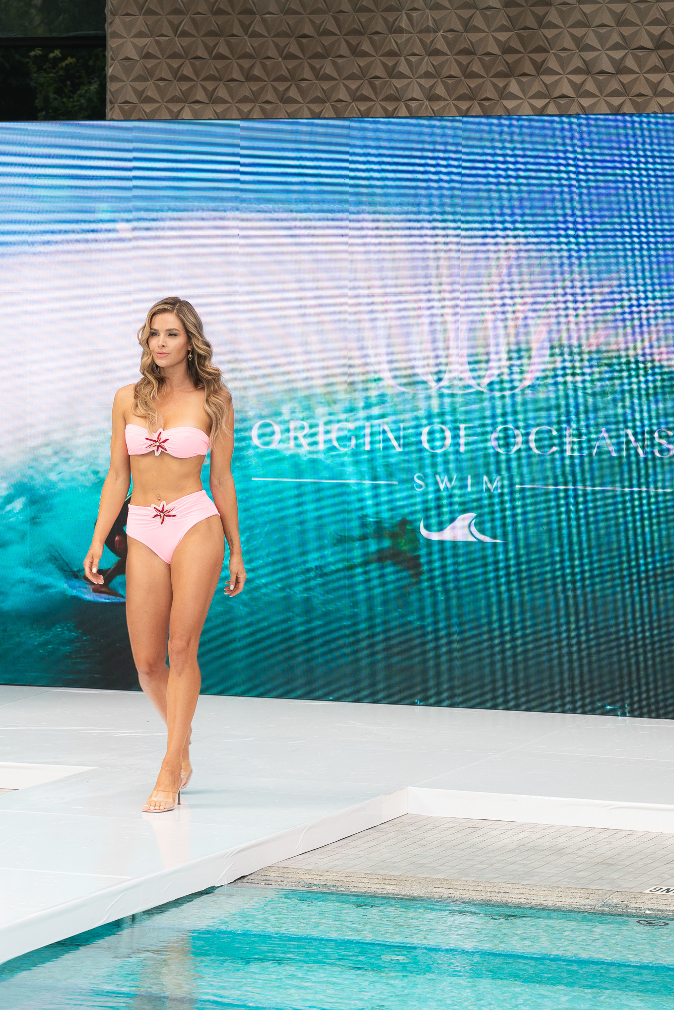 Photo by Michael Stewart - @madnames, courtesy of Paris Runway Official.