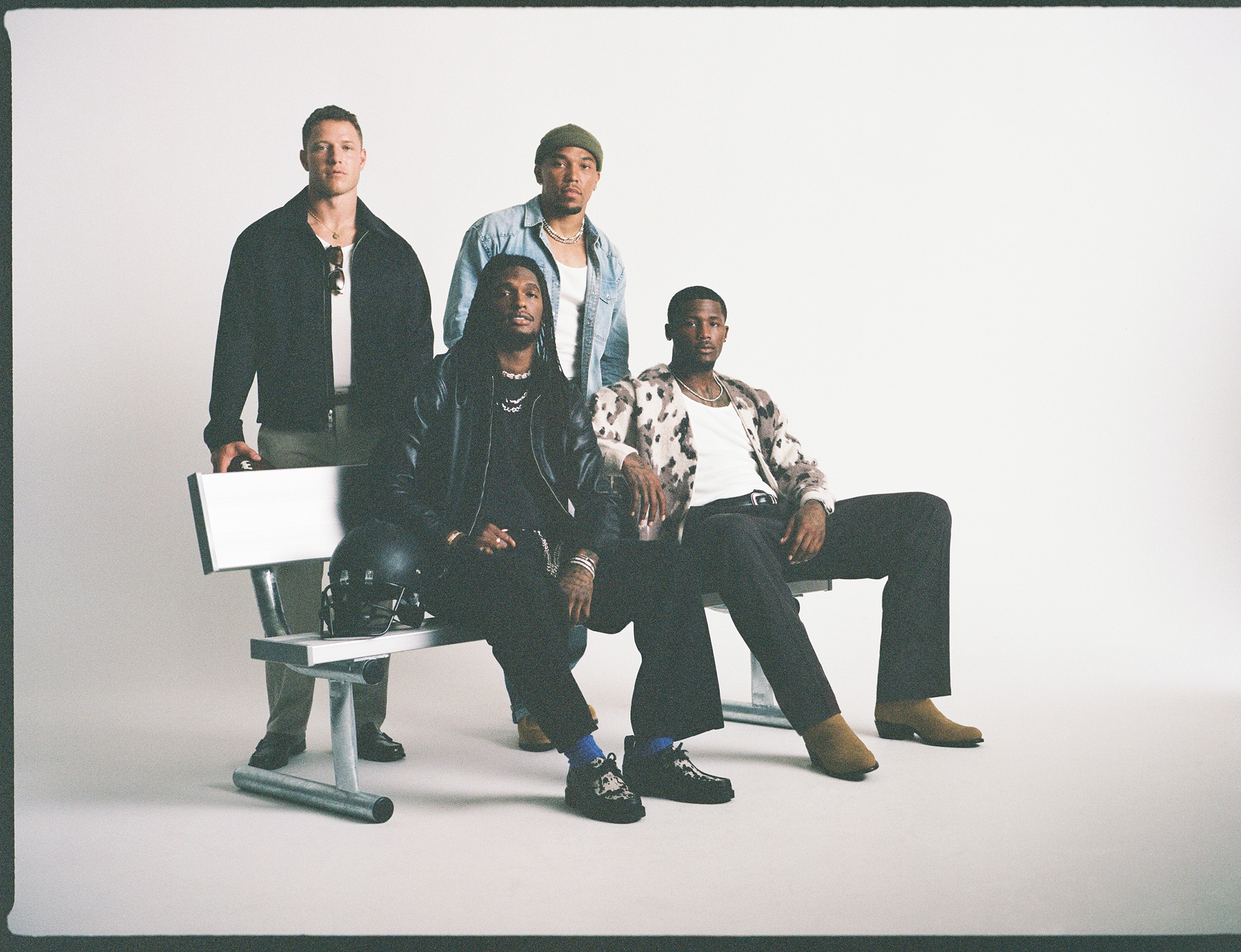 Abercrombie & Fitch and NFL Announce Official Fashion Partnership
Christian McCaffrey, Amon-Ra St. Brown, CeeDee Lamb and Tee Higgins for Abercrombie & Fitch.