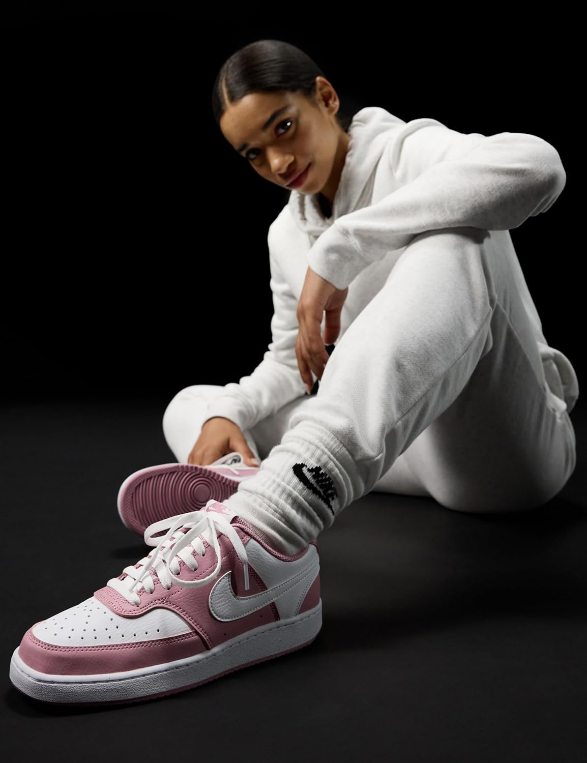 Color: Elemental Pink/White