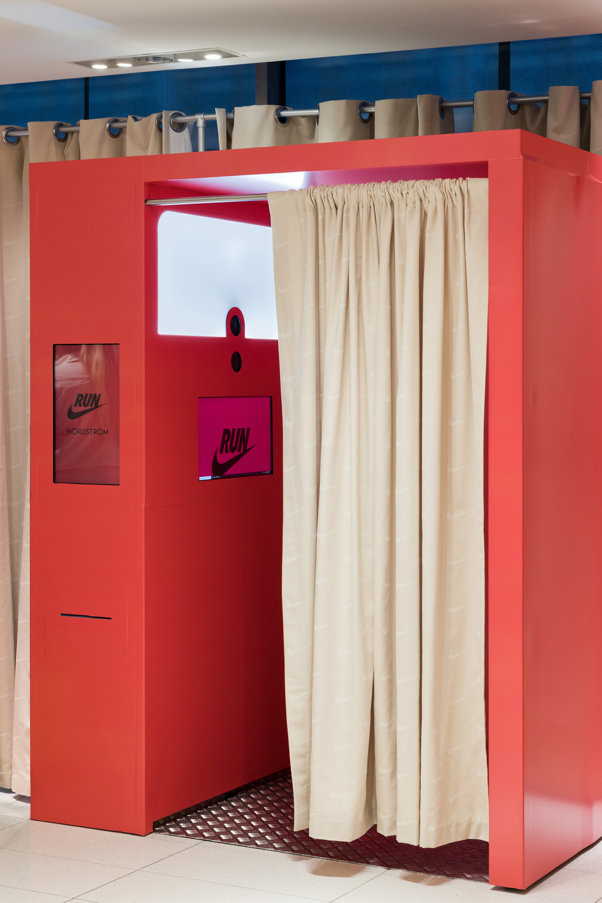 Nike Running @ The Corner at Nordstrom NYC - Dressing Rooms
