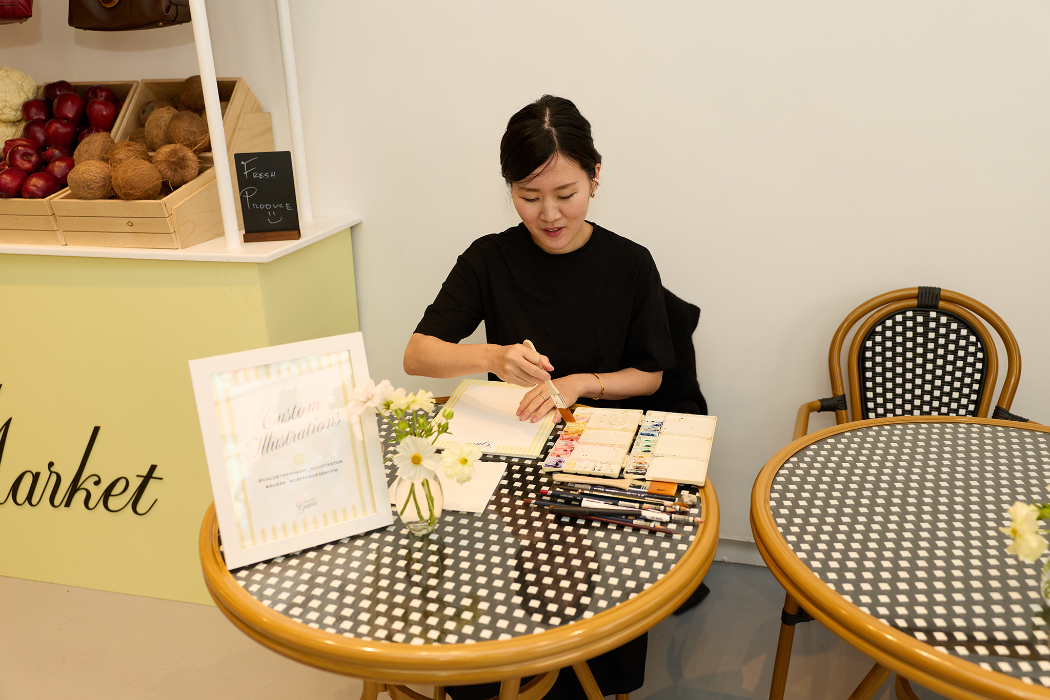 Caffè GUESS attendees enjoyed live fashion illustrations by
CHLOE TAKAHASHI @chloetakahashi_illustrator