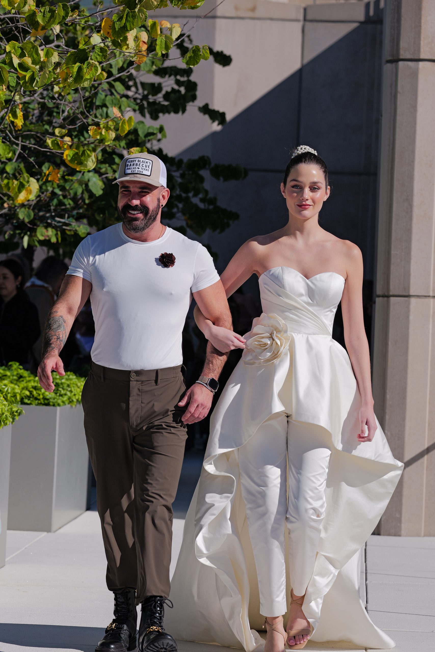 Idan Cohen Presents Fall 2026 Collection in New York City at New York Bridal Fashion Week on October 16th, 2025 at 10AM. Idan takes his final walk with his models after the debut. Photo by Chia-Ta Tsai @ct_tsai on assignment for Paris Runway Official @parisrunwayofficial