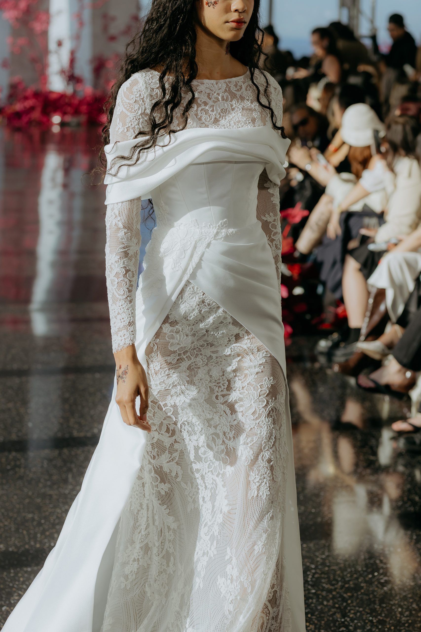 WONÁ Concept & Eva Lendel Bridal Collections