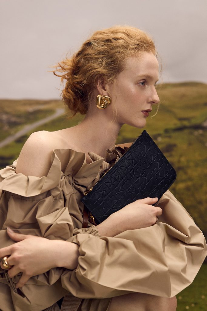 Introducing Maison Veni: A New Luxury House Rooted in Timeless Craftsmanship and Quiet Intention. The Sarah Clutch. Photo courtesy of Billy Kidd.